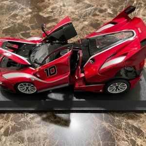 BBurago 1:18 Ferrari FXXk evo
